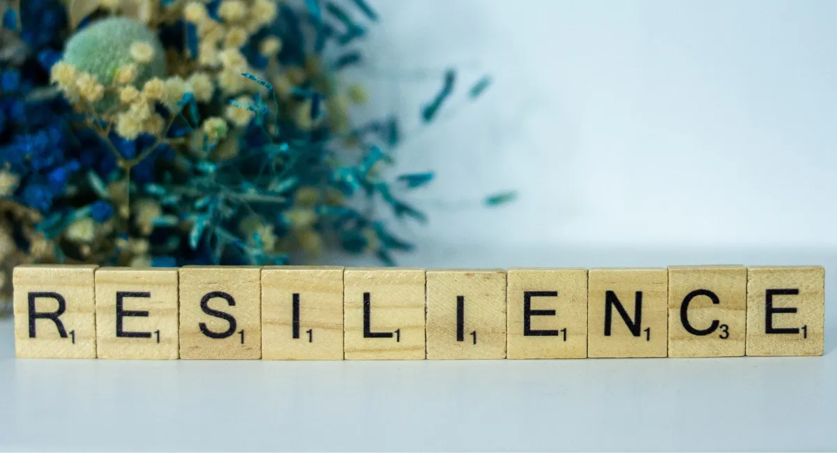 Würfel mit Aufschrift "Resilience" (Resilienz)